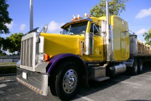 Flatbed Truck Insurance in Waukesha, Pewaukee, Delafield, Brookfield, WI. 